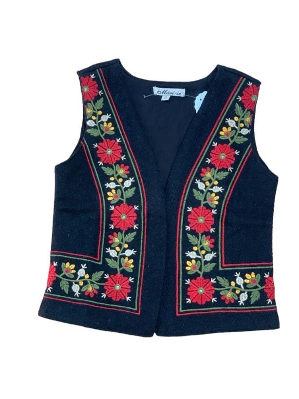 Vesta Engros pentru femei, cu model traditional