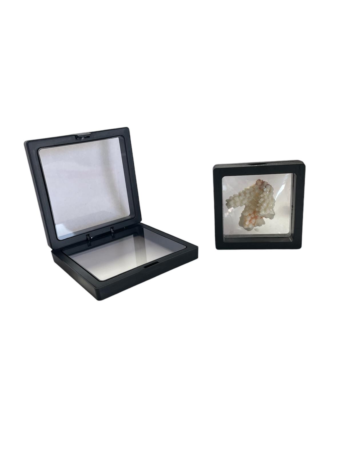 Cutie pentru bijuterii NEAGRA cu plastic transparent si expunere 3 D,  9 x 9 x 2 cm 10 buc/set