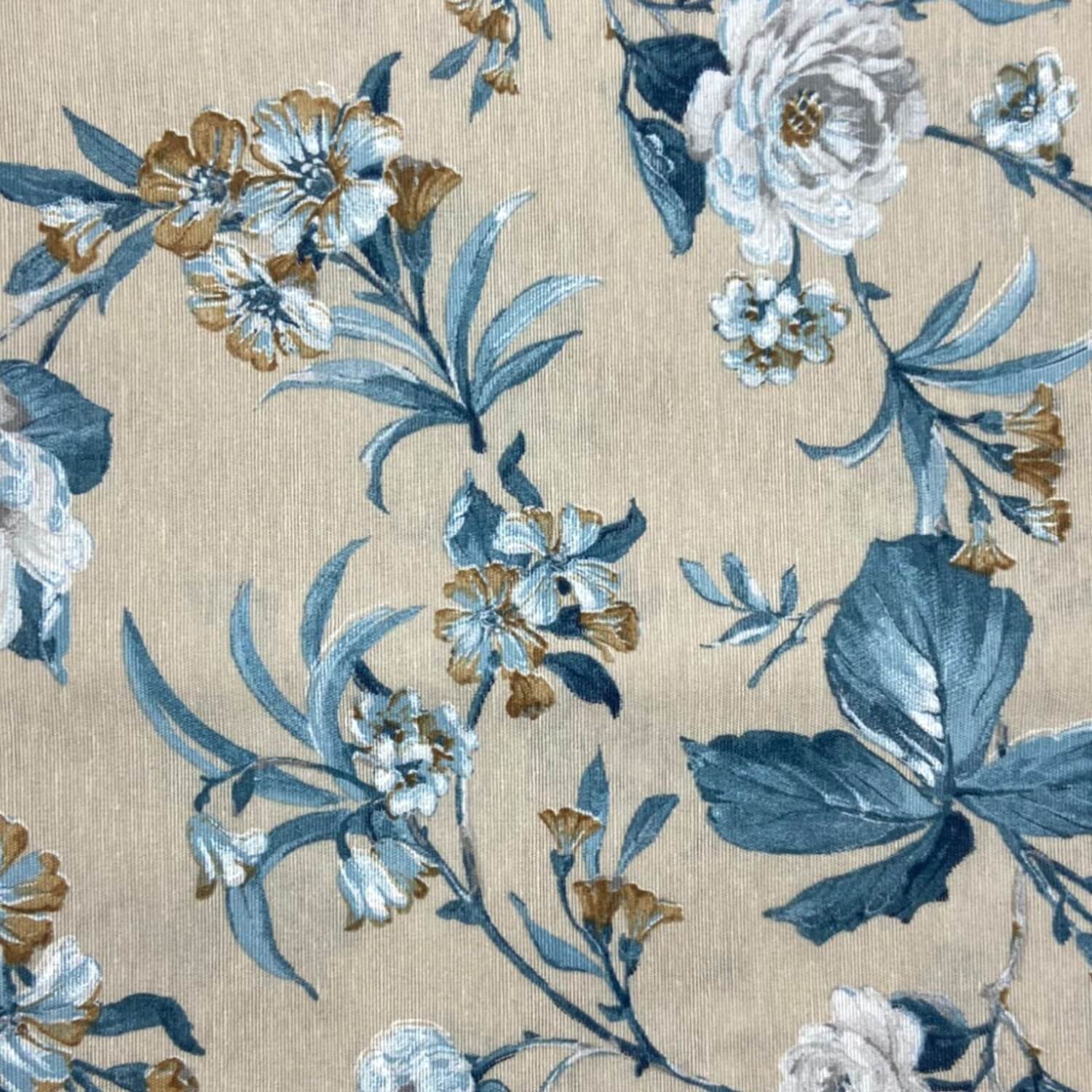 Fata masa 44 P , Trandafir albastru- 180x135 cm Engros