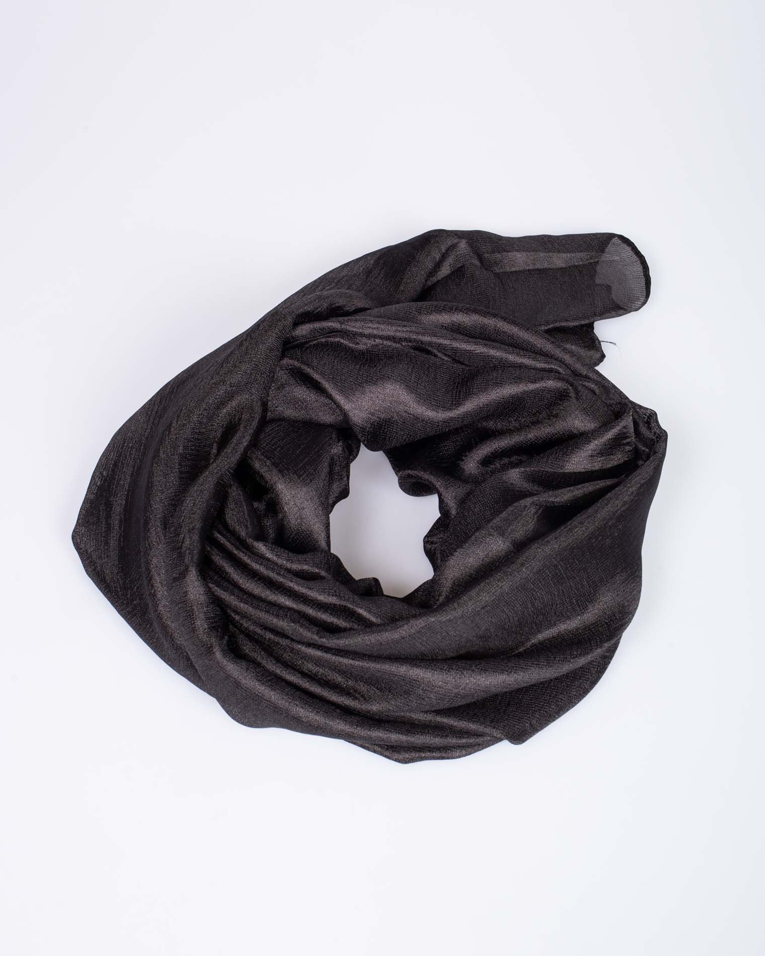 Esarfa neagra din material fin Engros