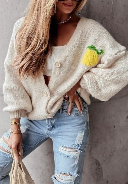 Pulover angro cu nasturi cu imprimeu lamai