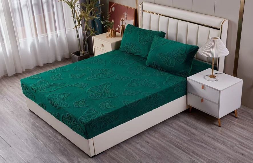 Husa cocolino cu model fluturi 3D + 2 fețe pernă