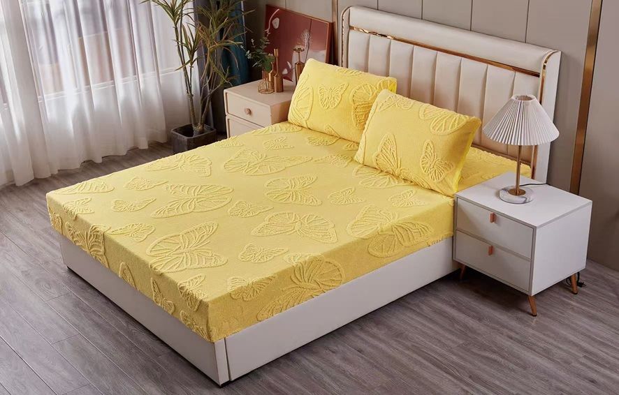 Husa cocolino cu model fluturi 3D + 2 fețe pernă