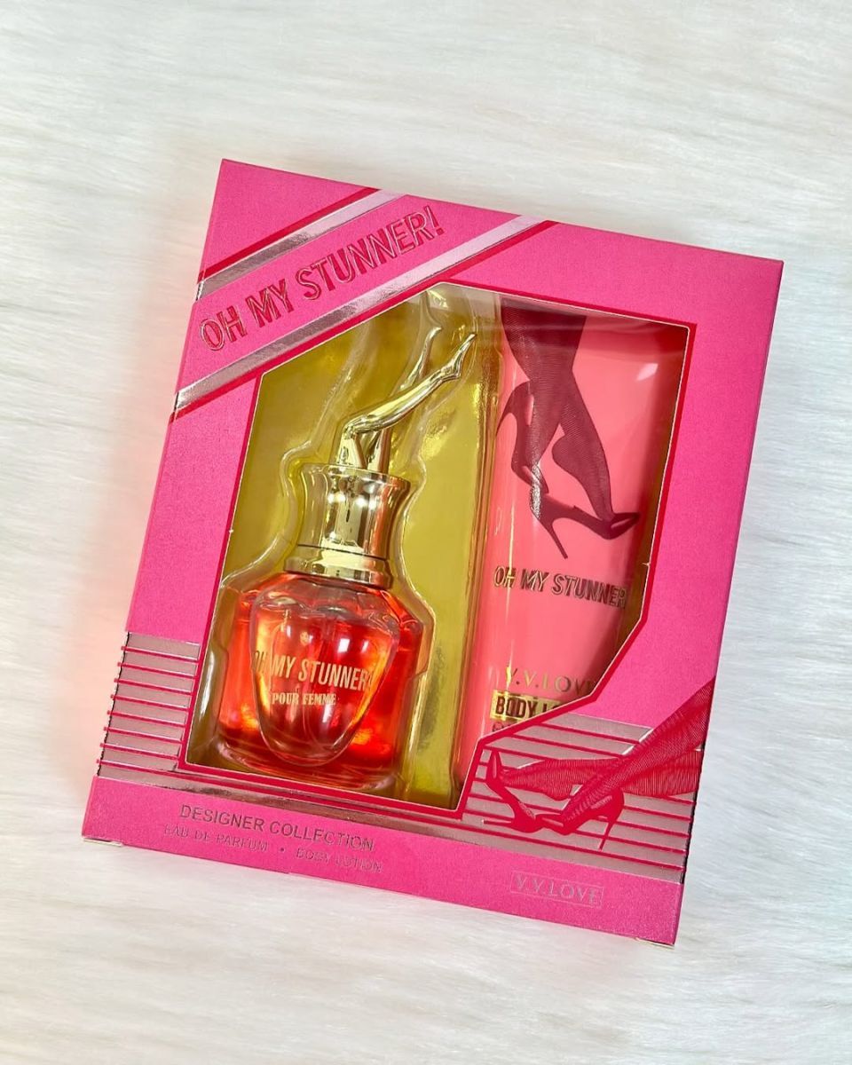 Set casetă  cadou en gross parfum si crema