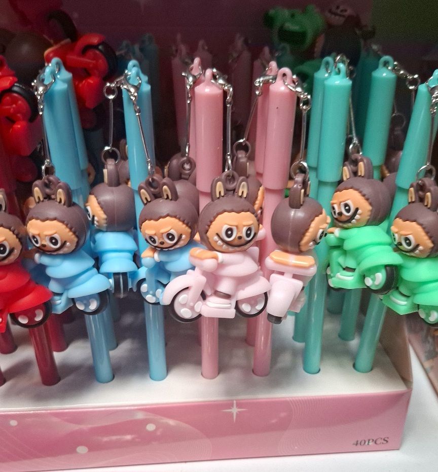 Set 40 pix cu accesoriu tip breloc Engros