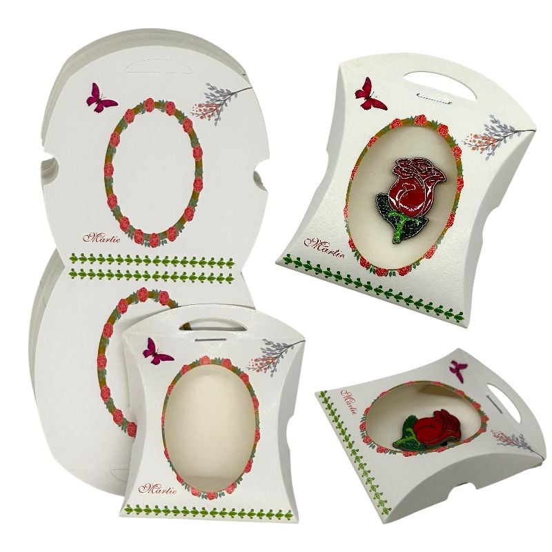 Cutiuțe din carton pliabile pentru broșe și mărțișoare 5,5 x 8 x 2cm– set 100 buc., en-gros
