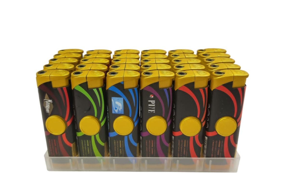 brichetă metalică MODEL:1807 antivant  - CU LED - SPINER
