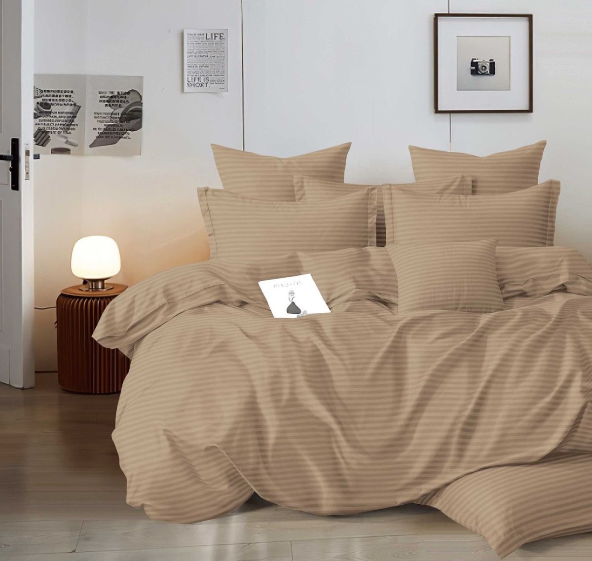 TRIO Lenjerie En-Gros, SERIE 3 CULORI DIFERITE, cu Elastic, 4 Piese, 180x200 cm, Damasc Egiptean UNI, pentru Pat Dublu, cu 2 Fete de Perna
