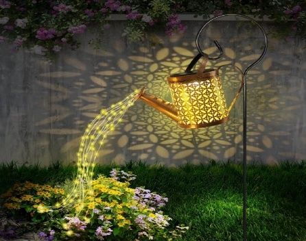 Lampa Solara Engros pentru gradina, stil stropitoare