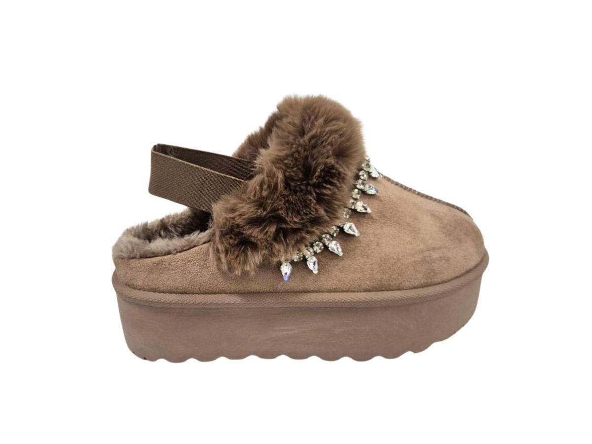 Papuci Dama Exterior , Tip UGG, Imblaniti, Material tip Suede, Aplicatii Stralucitoare, Talpa Inalta,Engross, Marimi 36-41, 8buc/bax maro