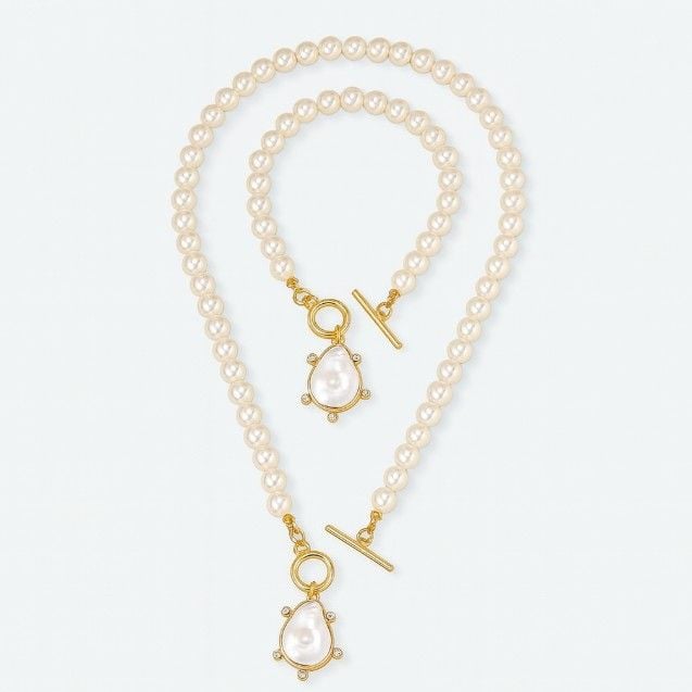 Set Elegant cu Colier si Bratara Perle, Accente Aurii, Pandantiv Tip Baroc,  Stil Clasic Engros