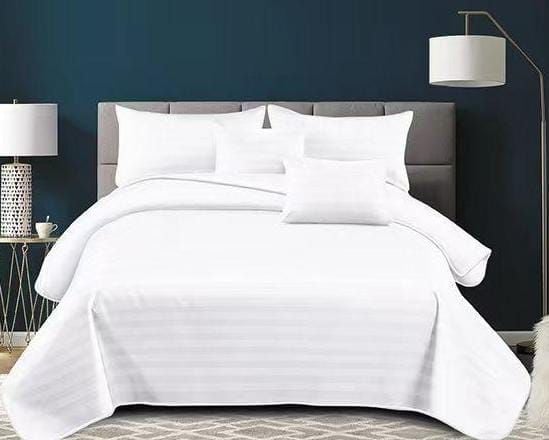 TRIO Lenjerie En-Gros, SERIE 3 CULORI DIFERITE, cu Elastic, 4 Piese, 180x200 cm, Damasc Egiptean UNI, pentru Pat Dublu, cu 2 Fete de Perna