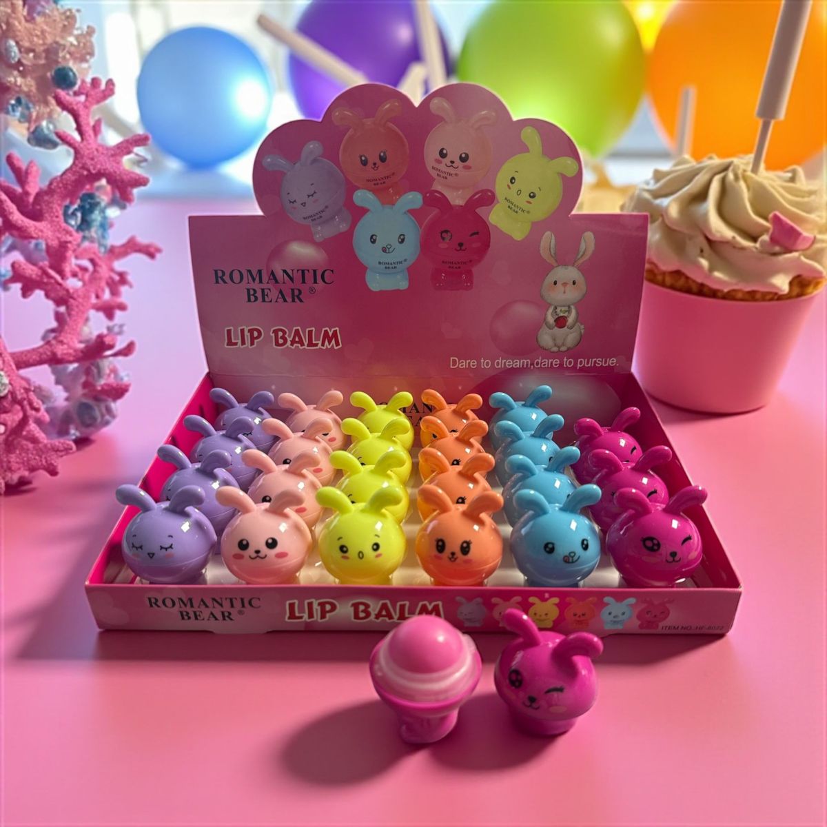 Balsam de buze Romantic Bear iepuraș – ambalaj colorat și aromă delicată – HB8022 Engros