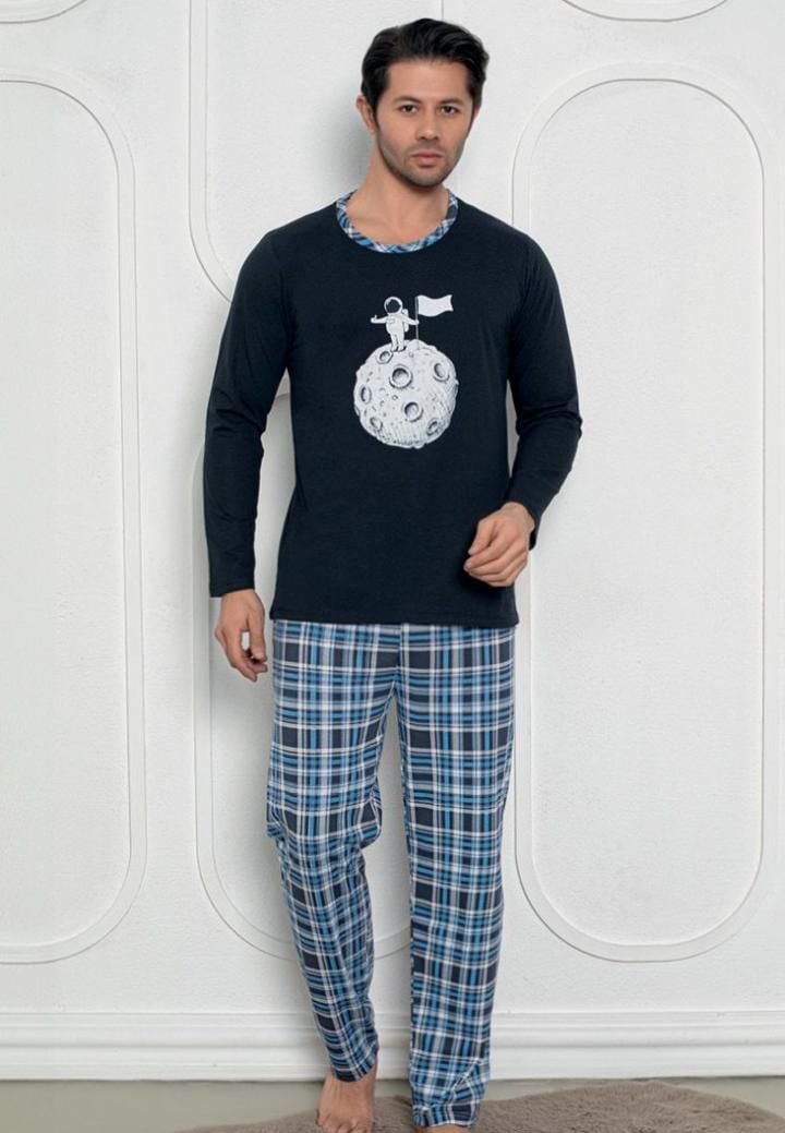 Pijama Bărbat , Mâneci Lungi și Pantaloni Lungi Asortați, Imprimeu Astronaut, Culoare Bleumarin,Engros