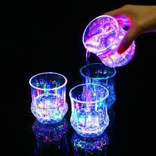 Pahar LED cu schimbare de culoare, , acrilic, rezistent la temperaturi ridicate, set 1 bucata angro engros