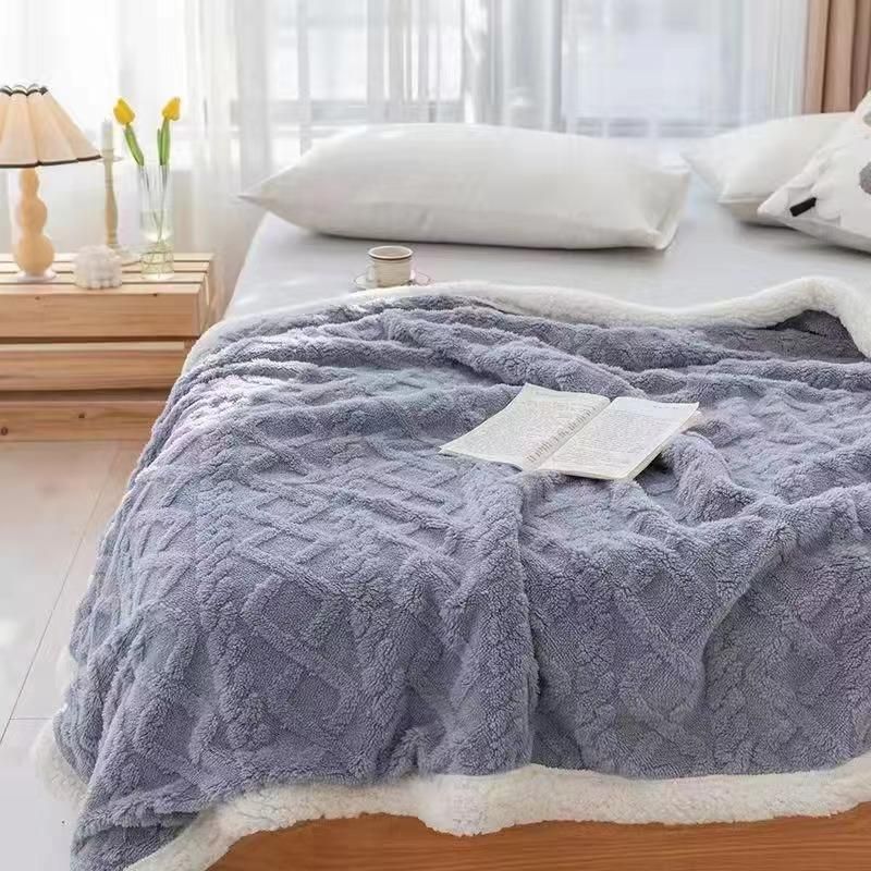 Patura cocolino cu blanita model tricotat