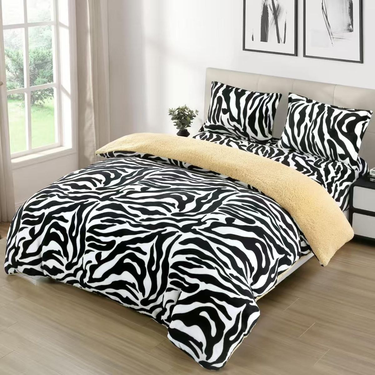 Lenjerii Cocolino En-Gros, Alb cu Negru, cu Blanita si Elastic, 180x200cm, Material Premium, cu 2 Fete de Perna Incluse