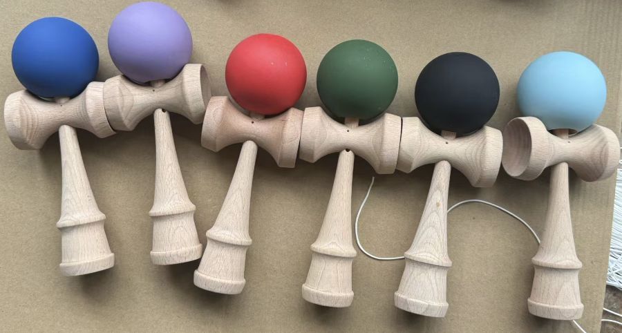 Jucarie Kendama x Grip cu bila cauciucata 18 cm , Engros