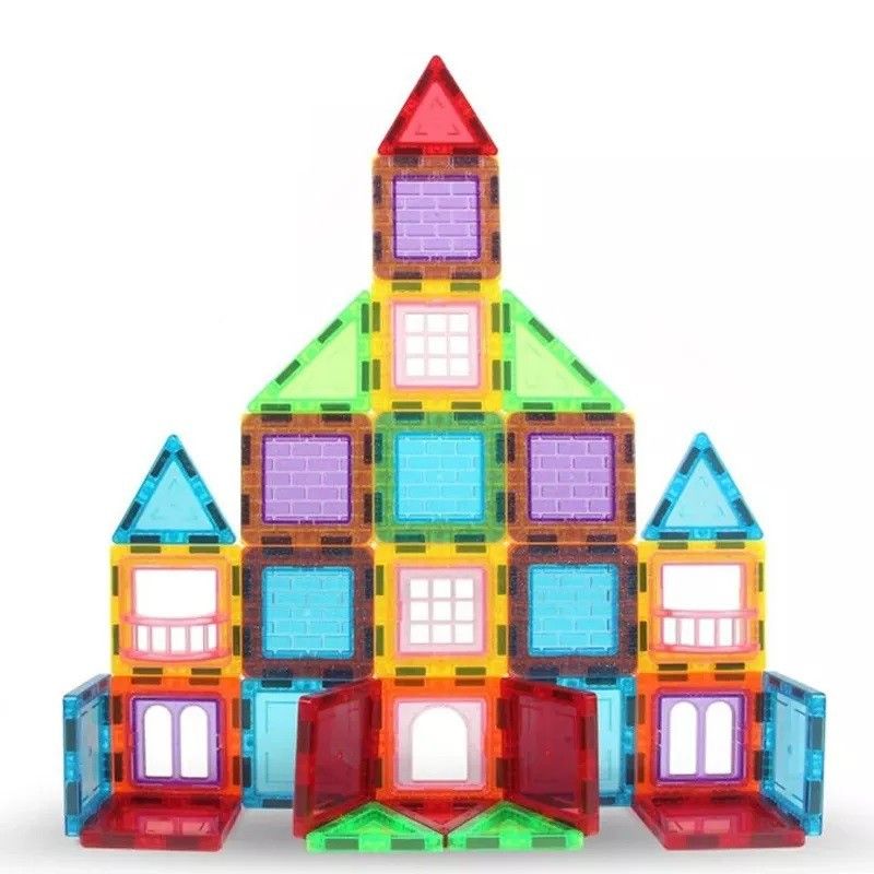 Set constructii magnetic cu 45 piese, multicolor, Magnetic Tiles, castel 3D Engros