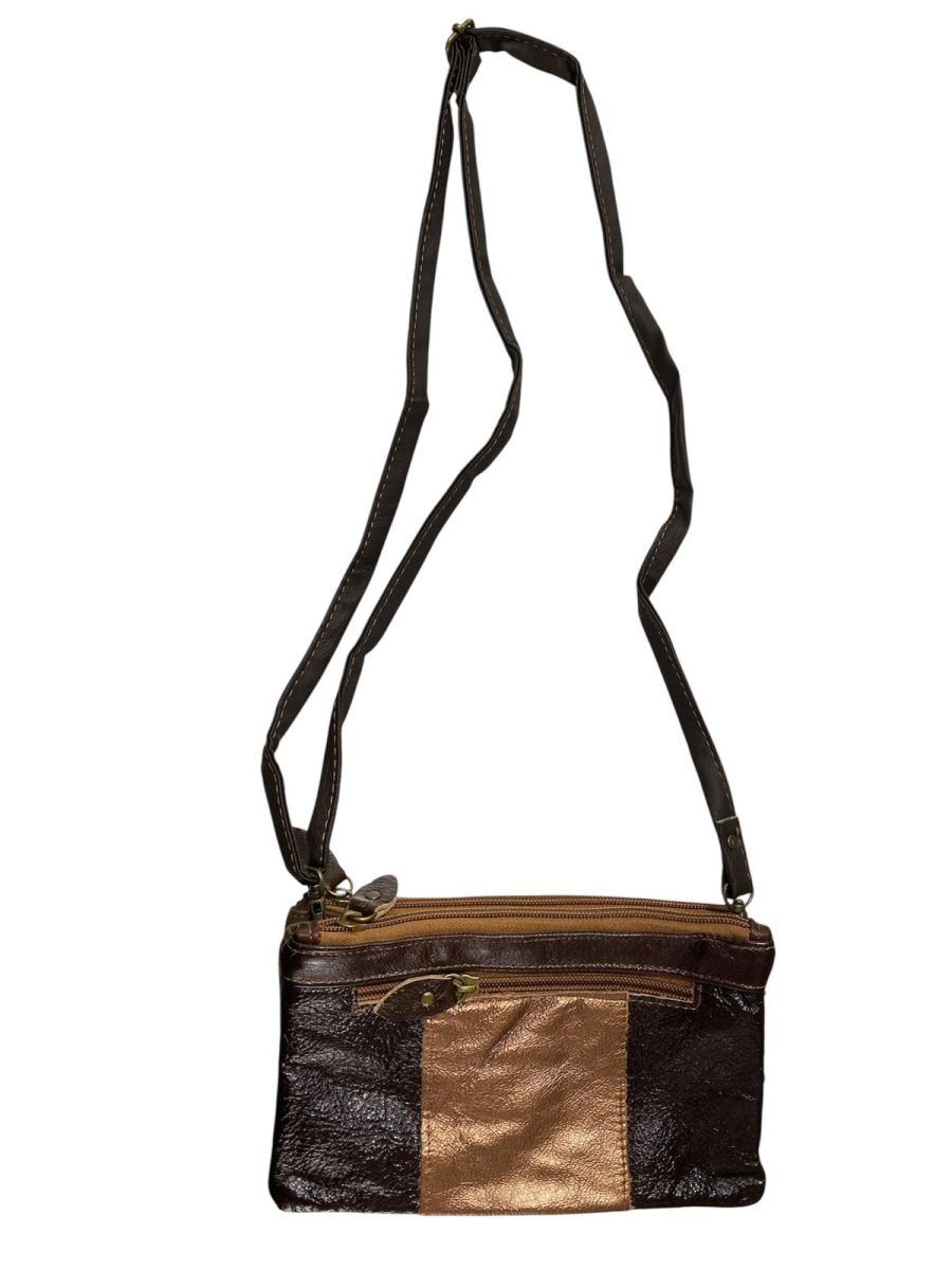 Geanta din piele, diverse combinatii de culori, dimensiuni: 20 x 12 cm