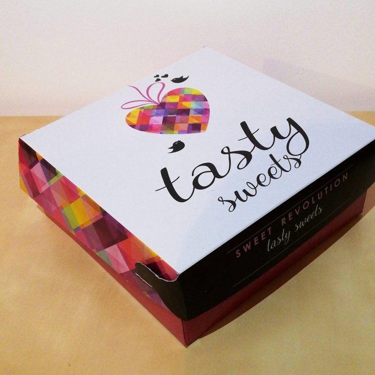 CUTII PRAJITURI „SWEET PINCK” 21.5X22X8 cm 10 kg (100 cutii)
