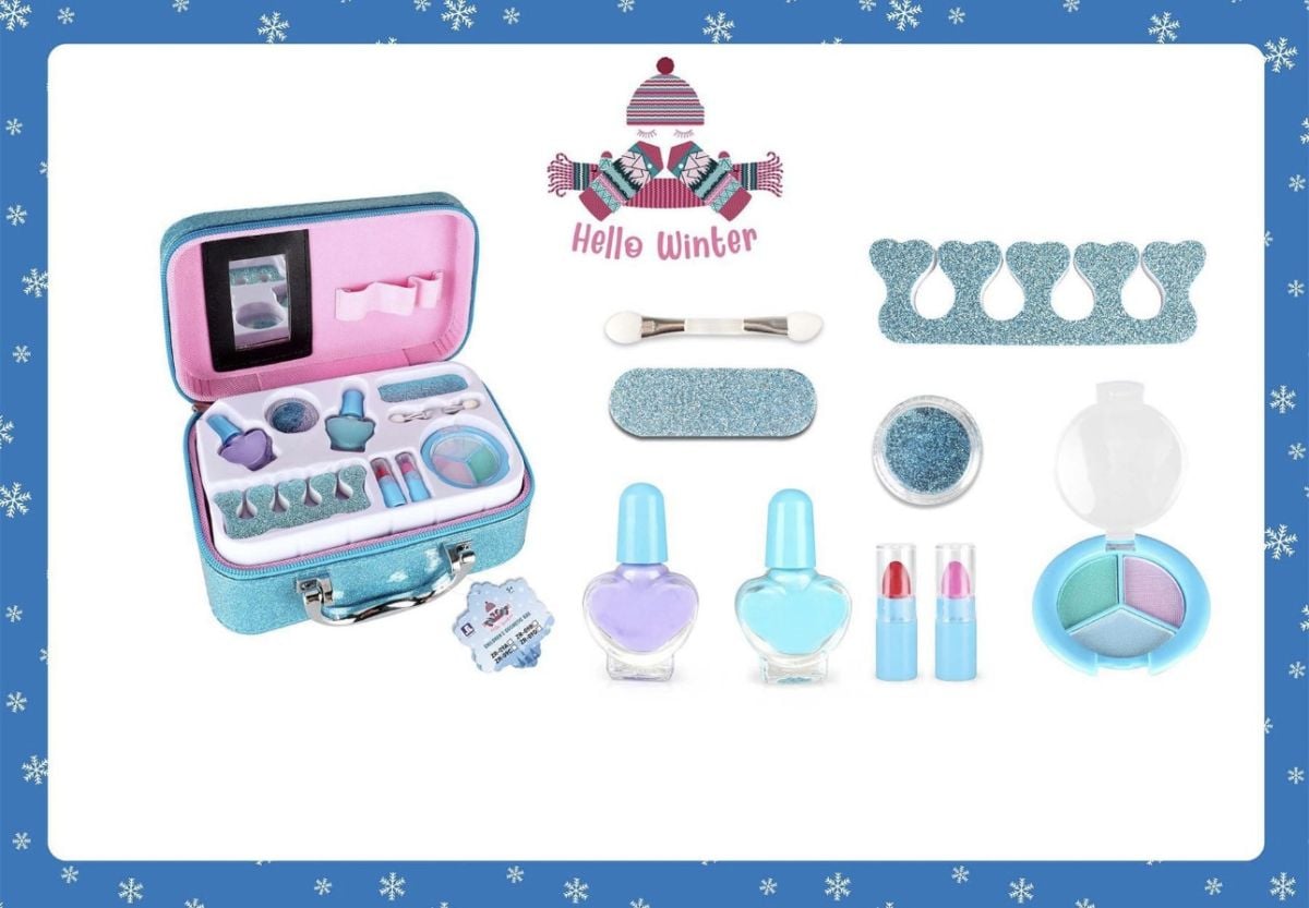 Set Machiaj Copii Hello Winter – Trusă Cosmetice Lavabile în Valiză Albastră Cu Oglindă, Ojă, Ruj și Farduri Pastel, Cosmetice Non-Toxice pentru Fetițe 5+, Produs Testat Dermatlogic, En-gros