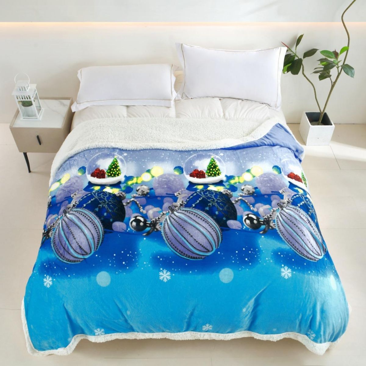 Paturi Craciun En-gros, Albastru, Material Cocolino cu Blanita, 200x230cm, Model cu Motive de Craciun