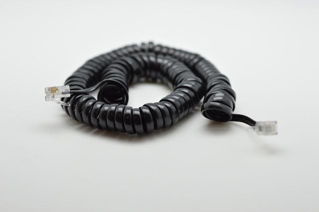 Cablu Telefon-Receptor 4 fire 2,1m/negru Engros