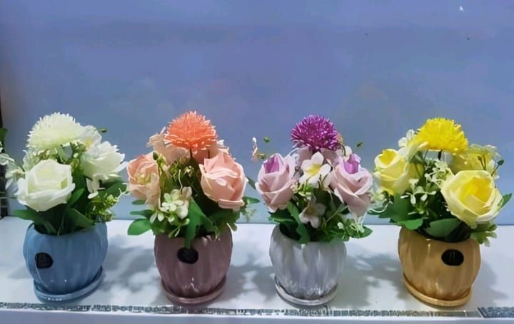 FLORI ARTIFICIALE GHIVECI 10*22CM ENGROS