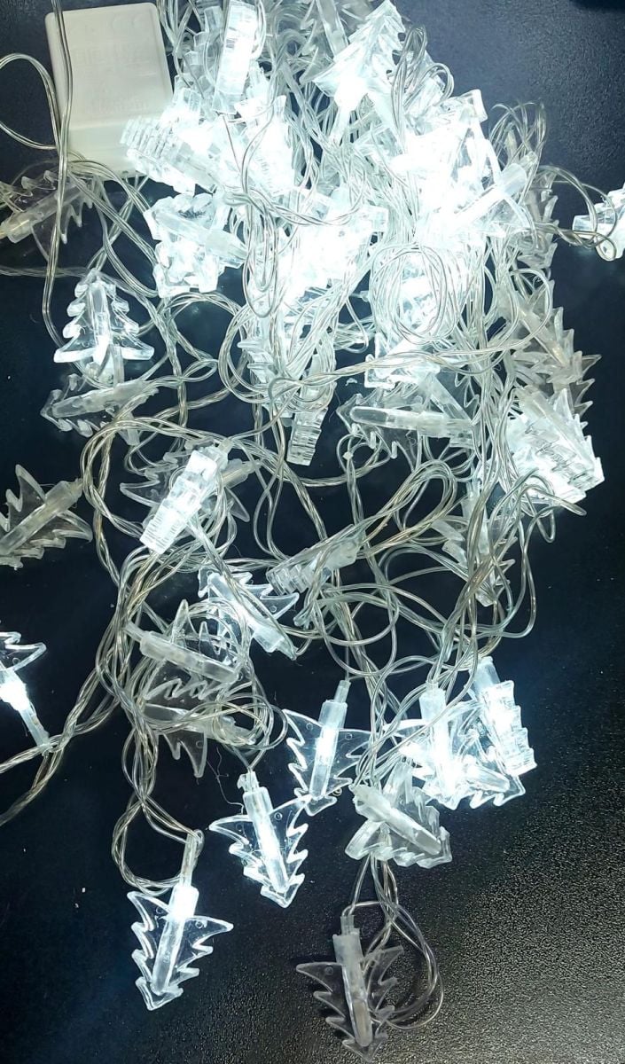 Instalatie Engros de Craciun, 20 LED-uri, Braduti, 4 m