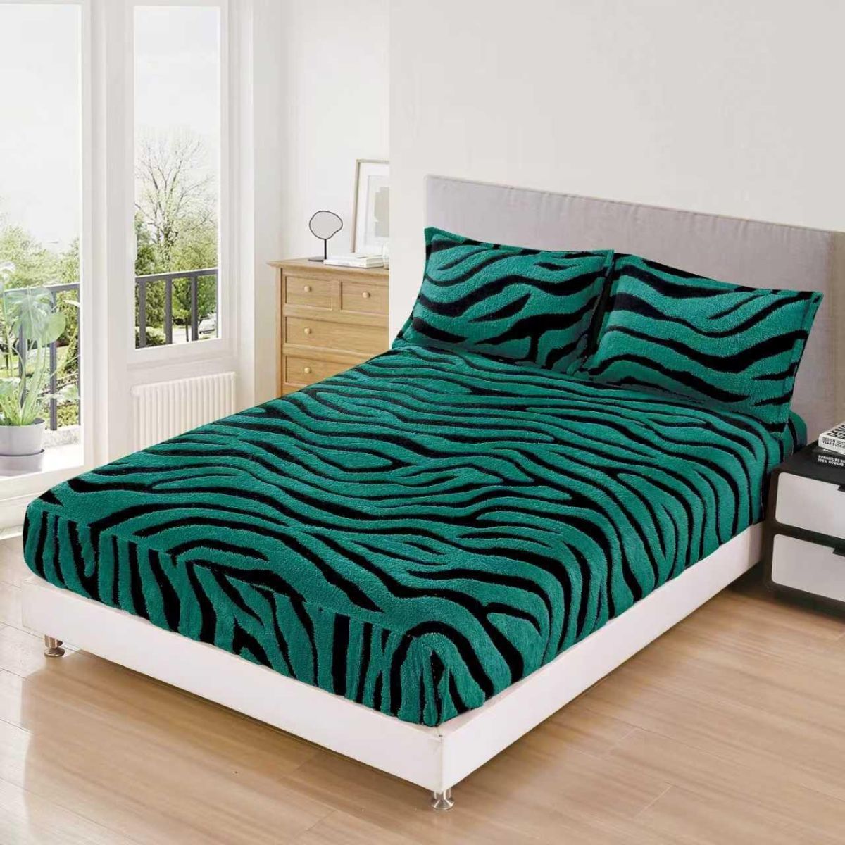 Trio Huse Tigrate En-Gros, SERIE 3 CULORI, Material Cocolino Premium cu Elastic, Set 3 Piese, 180x200 CM, cu 2 Fete de Perna Incluse