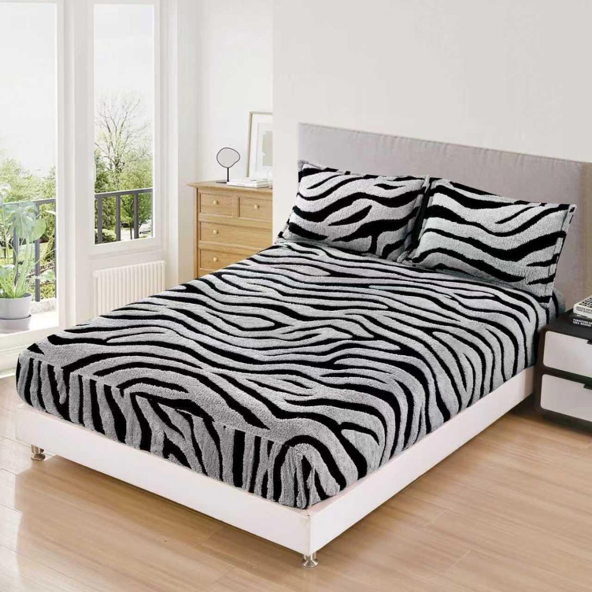Trio Huse Tigrate En-Gros, SERIE 3 CULORI, Material Cocolino Premium cu Elastic, Set 3 Piese, 180x200 CM, cu 2 Fete de Perna Incluse