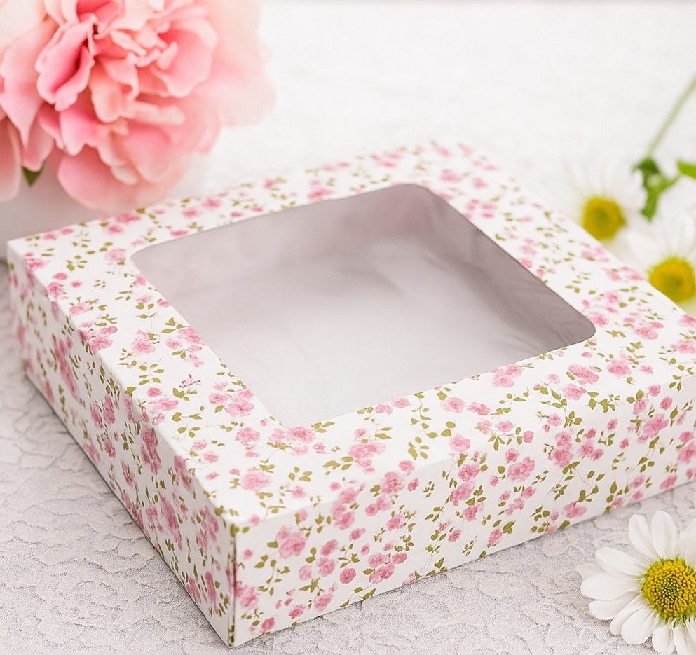 CUTII PRAJITURI CU FEREASTRA FLOWERS 19x19x5 cm (50buc/set)