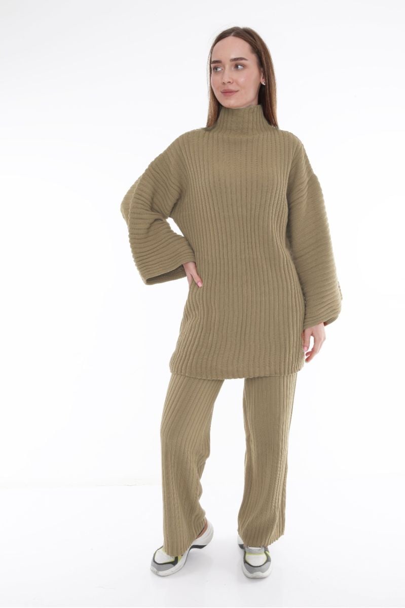 Compleu evazat din tricot uni Bej