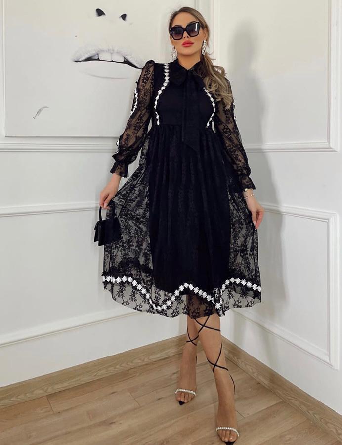 Rochie midi cu dantela accezorizata cu flori