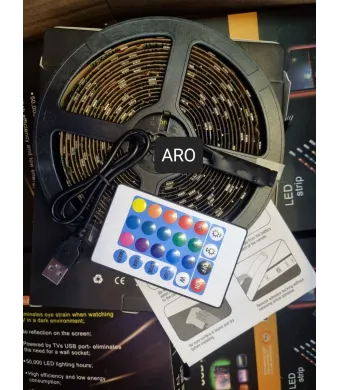 Instalatie tip Banda 5 m RGB -URI Bandă LED RGB 5050