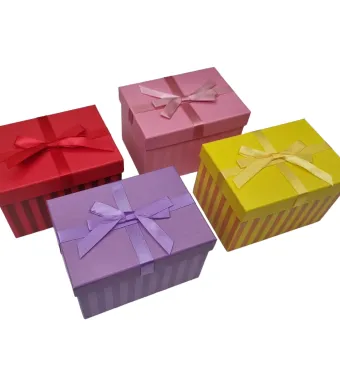 Cutii cu fundita set engros 4 culori 14 x 9 x 10 cm