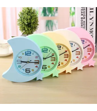 Ceas de birou Engros diverse modele ,cu alarma si dimensiuni 17*17 cm forma semiluna cu stea .