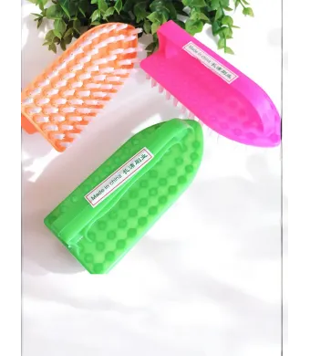 Perie cu Maner 10/set din Plastic pentru Covoare 13x5cm Diverse Culori Engros
