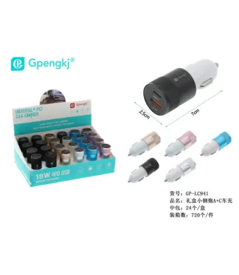 Incarcator auto Engros 18 W