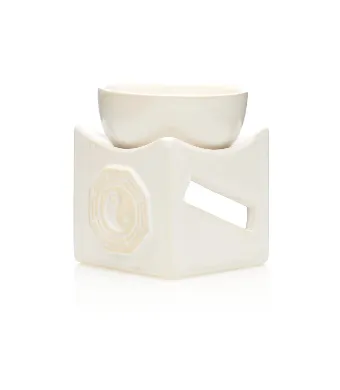 Vas de ceramica pentru aromaterapie cu Ying-Yang ALB, cod AR68, dimensiuni: 6.5x6.5x8 cm