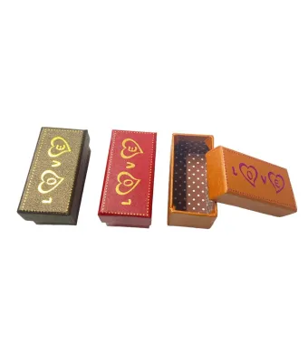 Cutie mică pentru bijuterii model “ LOVE” En-gros
