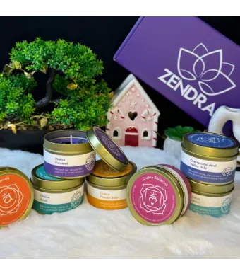 Set De 7 Lumânări Chakre cu Cristale Naturale - Aromaterapie, Meditație, Yoga și Relaxare