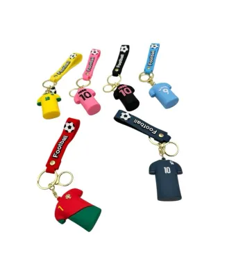 Breloc tip tricou din silicon – accesoriu colorat si durabil pentru chei sau ghiozdan, calitate superioara, En-gros