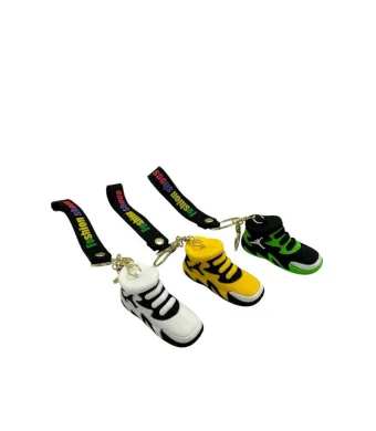 Breloc Tip Adidas – Accesoriu Cool Din Silicon Pentru Chei Sau Ghiozdan, calitate superioara, En-gros