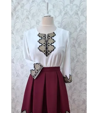 Bluza dama cu broderie model1-en-gros (36,38,40,42)