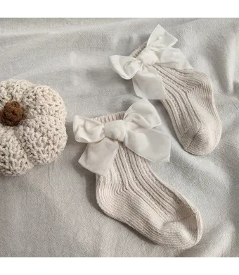 Sosete elegante pentru fetite, Carmen - Cream, marime M(1-3 ani), bumbac + elastan