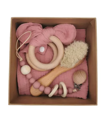 Set cadou nou-nascut, Baby First Gift - Dark Pink