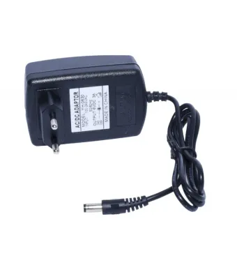 Alimentator Stabilizat 6V, 3A Engros