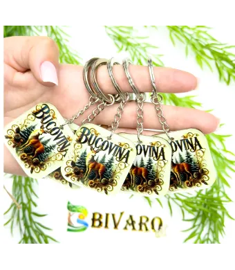 Breloc Cerb Bucovina, en-gros . Suvenir Personalizat in Sticlă Acrilică – Produs în România | Print UV Durabil 4.2 cm, Set 25 Bucăți